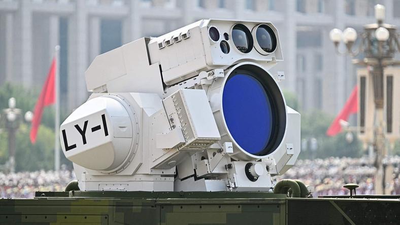 阅兵上的激光武器,背后藏着中国制造业崛起的关键